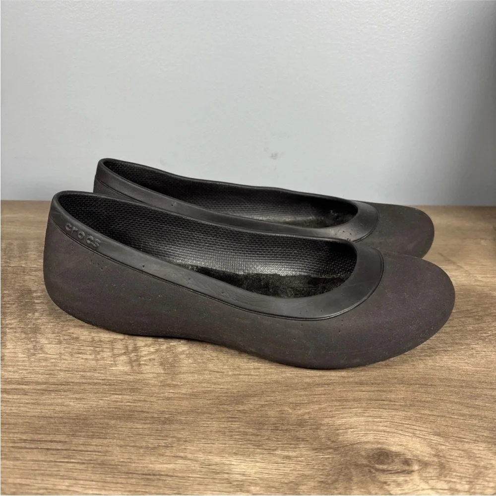 Crocs Mammoth Women’s Size 9 Shoes Black Fur Lined Comfort Flats - Picture 4 of 11